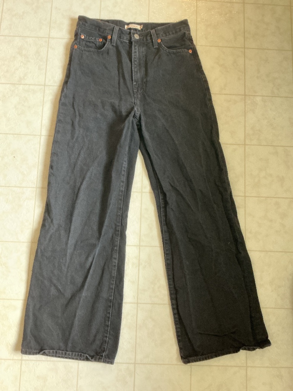 Black Levi jeans size 29